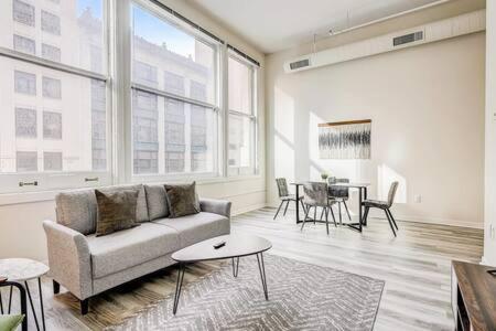 Cozysuites - 2Br With Direct Skybridge Access #1 Indianapolis Eksteriør bilde